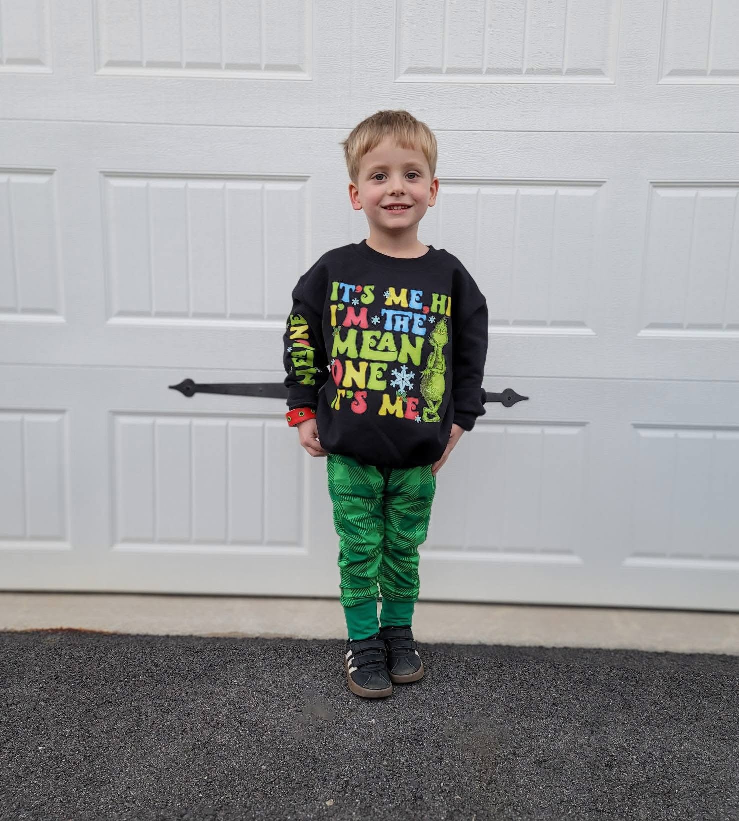 it’s Me (Front) w/ Mean One Sleeve